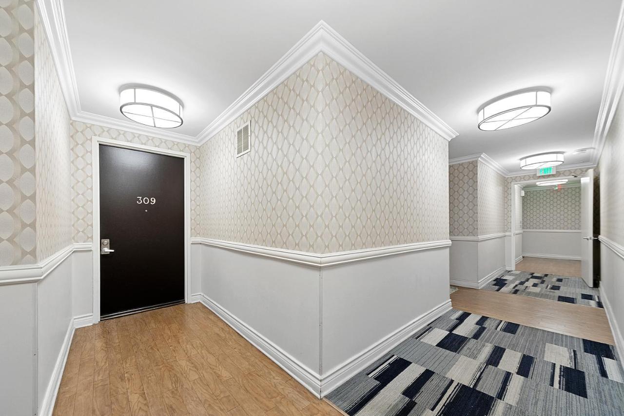 Beverly Hills Chic 2 Bed 2Bath With Patio And Parking 309 Los Angeles Zewnętrze zdjęcie